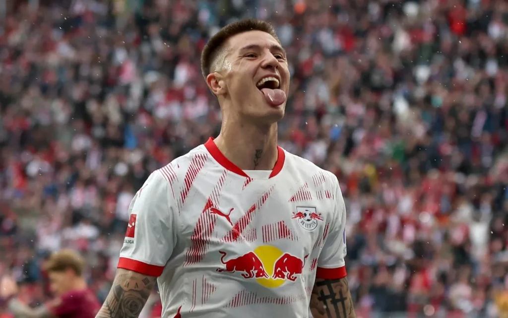 Manchester United Makes Waves with £73.9m Sesko Bid