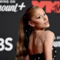 Ariana Grande VMAs red carpet