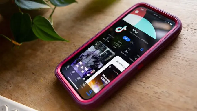Trump Hints at Deal With China to Keep TikTok Running in the US 13 Trump Hints at Deal With China to Keep TikTok Running in the US