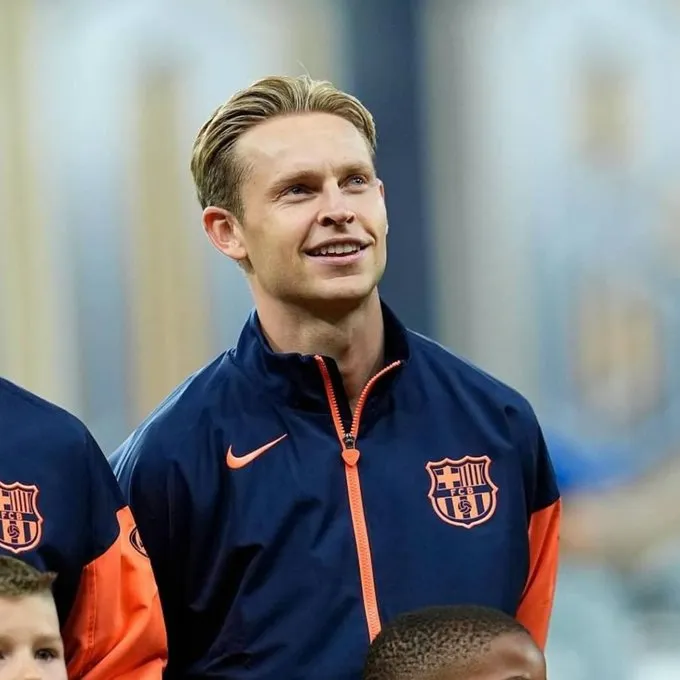Frenkie de Jong Barcelona contract negotiations