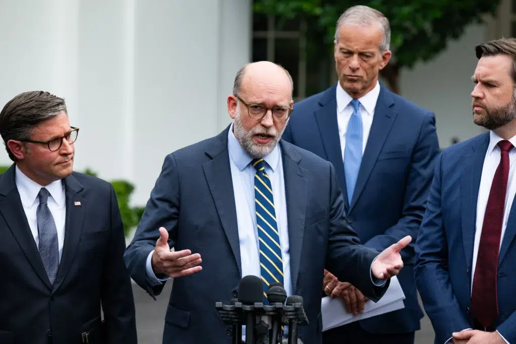 Thousands of Federal Employees Face Layoffs as OMB Acts Amid Government Shutdown 6 Thousands of Federal Employees Face Layoffs as OMB Acts Amid Government Shutdown
