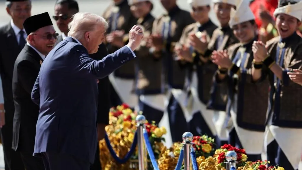 Trump Arrives in Malaysia to Witness Historic Thailand-Cambodia Peace Deal Signing 5 Trump Arrives in Malaysia to Witness Historic Thailand-Cambodia Peace Deal Signing