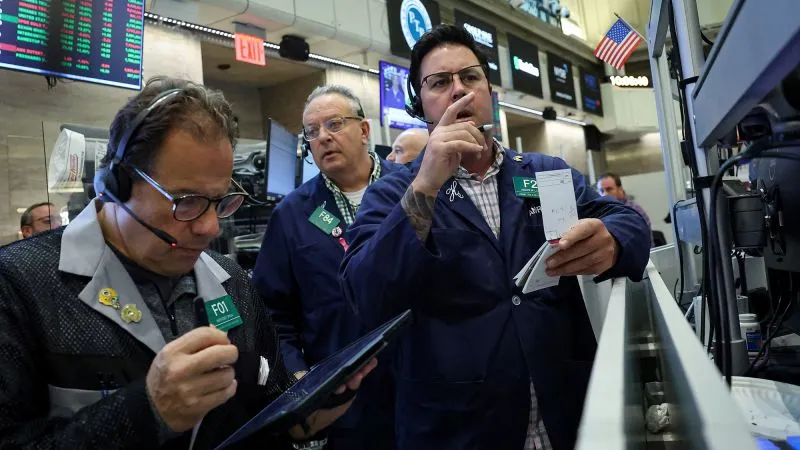 US Stocks Surge as Dow Jones Breaks 47000 Mark After Cooling Inflation Report