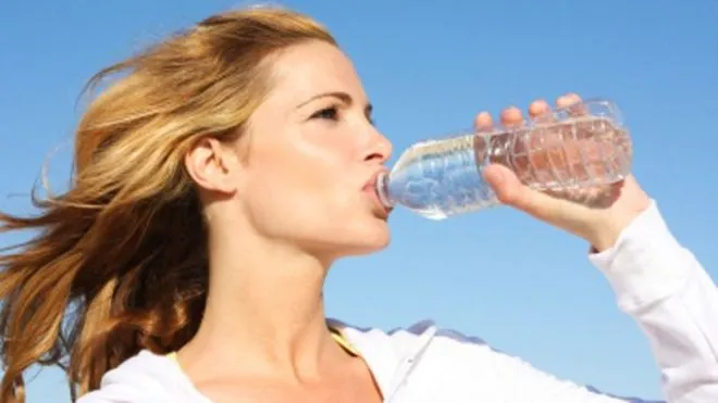 What Happens When You Drink Nothing But Water For 30 Days