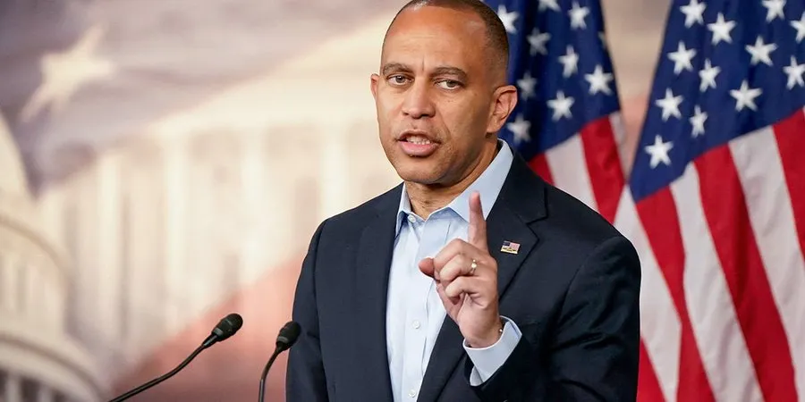 House Veterans Condemn Hakeem Jeffries for Dodging Military Pay Question During Government Shutdown 5 House Veterans Condemn Hakeem Jeffries for Dodging Military Pay Question During Government Shutdown