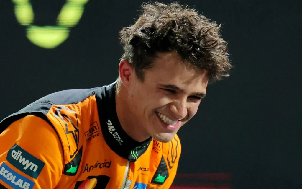 Lando Norris Takes Las Vegas Pole in Rain; Lewis Hamilton Qualifies Last for Career First 5 Lando Norris Takes Las Vegas Pole in Rain; Lewis Hamilton Qualifies Last for Career First