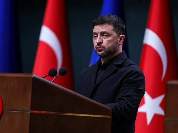US Peace Proposal Reportedly Pressures Ukraine to Cede Territory, Slash Military Force
