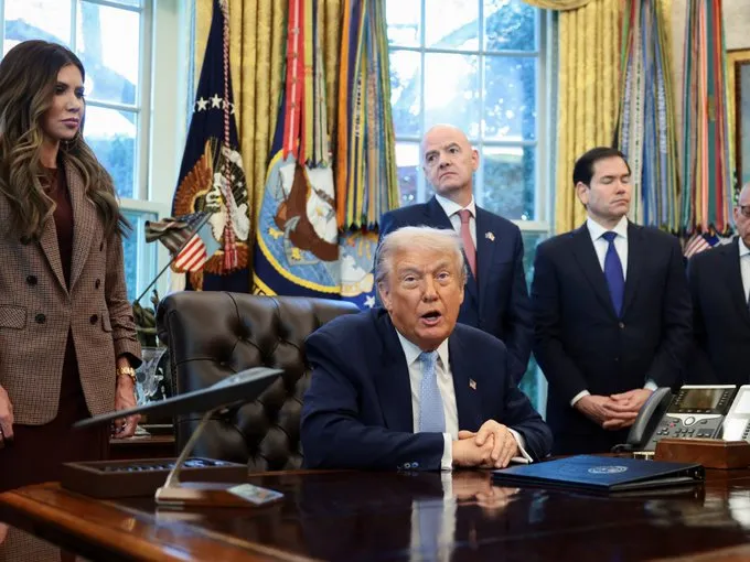 President Trump Signals Openness to Striking Mexican Cartels Following Escalated Maritime Interdictions 18 President Trump Signals Openness to Striking Mexican Cartels Following Escalated Maritime Interdictions