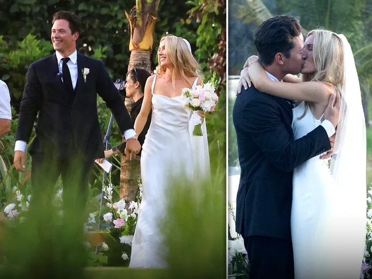 Bachelor Alum Cassie Randolph Marries Musician Brighton Reinhardt in 'Intimate' Costa Rica Ceremony 1 Bachelor Alum Cassie Randolph Marries Musician Brighton Reinhardt in 'Intimate' Costa Rica Wedding