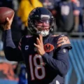 Caleb Williams Breaks All-Time NFL Record for Fewest Interceptions Through 1,000 Attempts 5 Caleb Williams Breaks All-Time NFL Record for Fewest Interceptions Through 1,000 Attempts