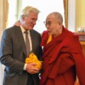 Richard Gere Reflects on Dalai Lama Friendship and 20-Year Oscars Ban 4 Richard Gere Reflects on Dalai Lama Friendship and 20-Year Oscars Ban