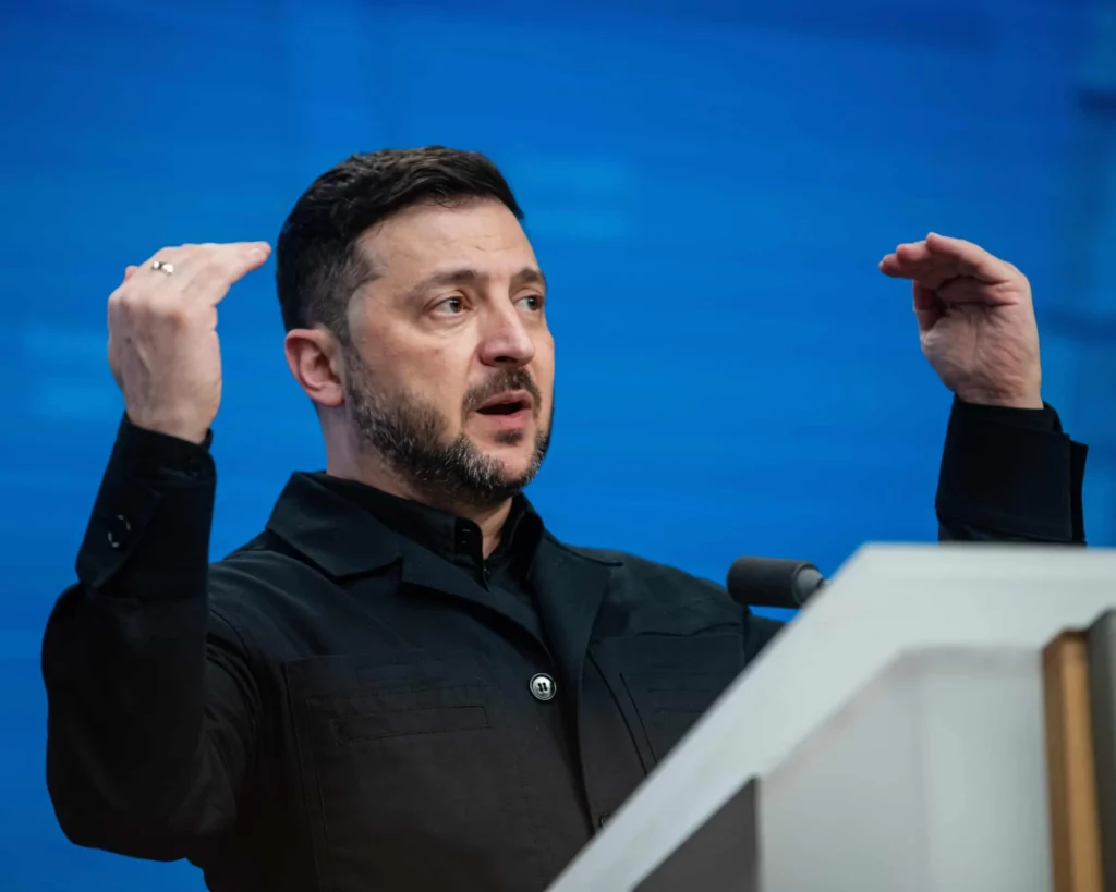 Donald Trump and Volodymyr Zelenskyy Meet at Mar-a-Lago to Negotiate Landmark Ukraine Peace Agreement 1 Trump meets with Zelenskyy in latest effort to end the war in Ukraine