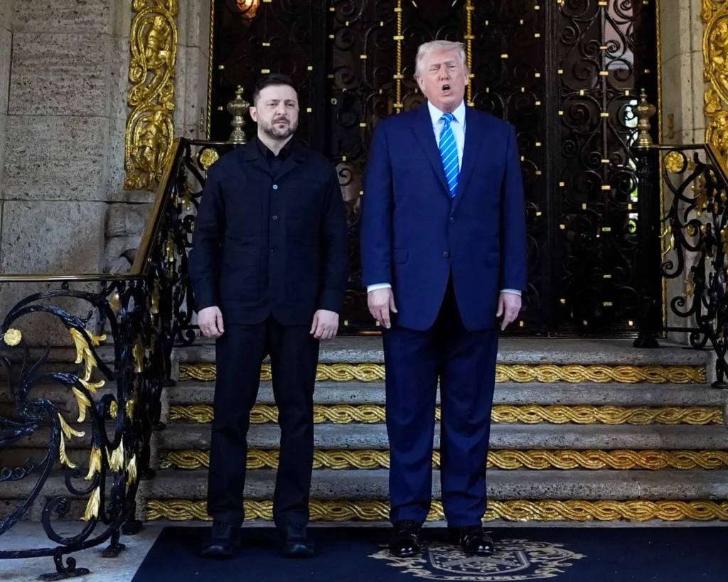 Donald Trump and Volodymyr Zelenskyy Meet at Mar-a-Lago to Negotiate Landmark Ukraine Peace Agreement 2 Donald Trump and Volodymyr Zelenskyy Meet at Mar-a-Lago