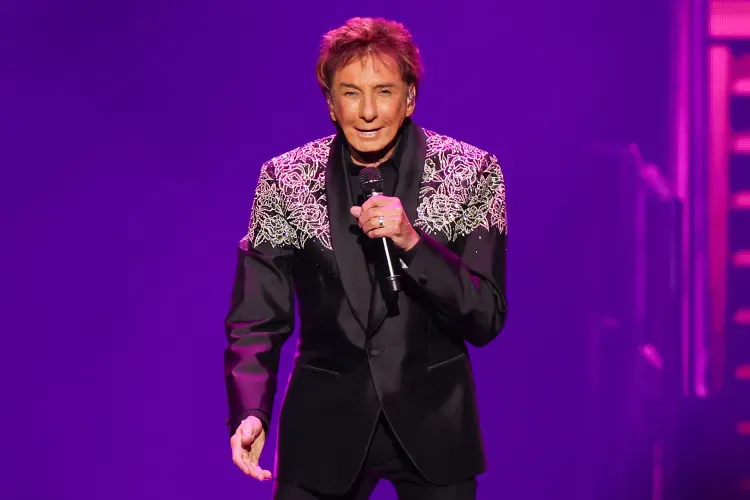 Barry Manilow Diagnosed With Early Stage Lung Cancer Postpones January 2026 Concerts for Surgery 1 barry manilow 122225 1ae093029f1