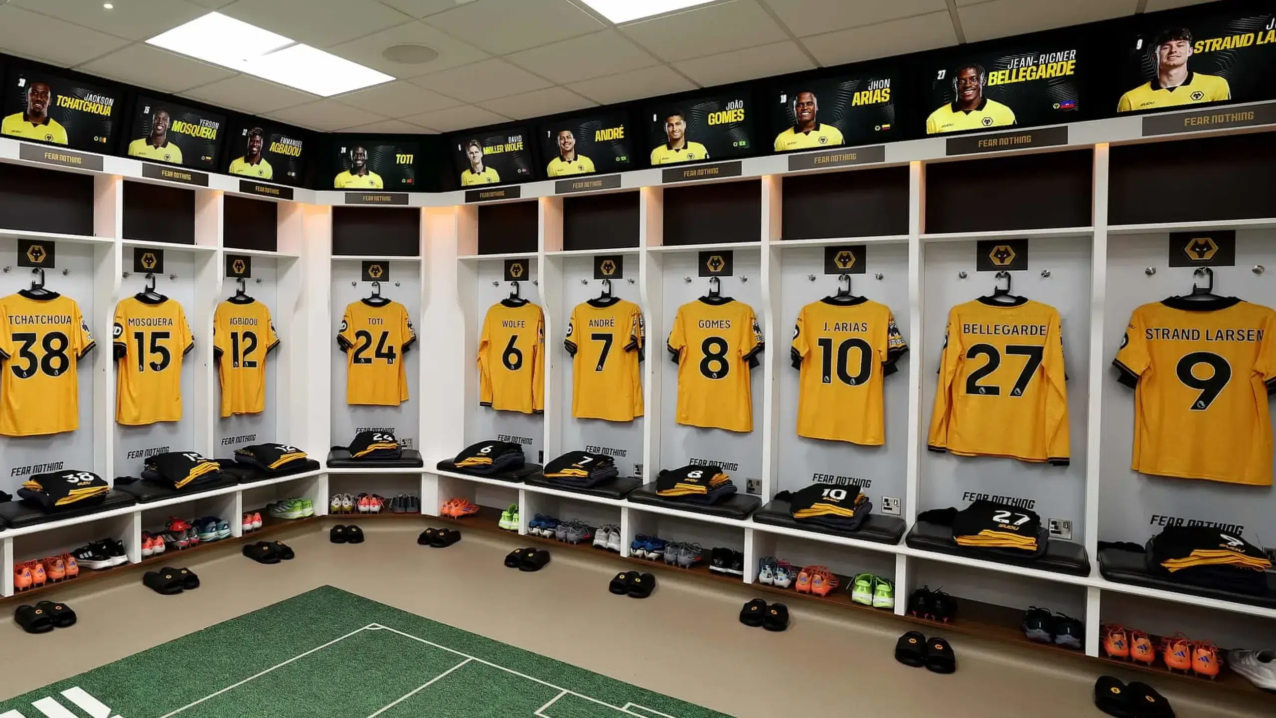 Manchester United Team Confirmed: Amorim Makes One Attacking Change vs. Wolves 1 wolves edited scaled