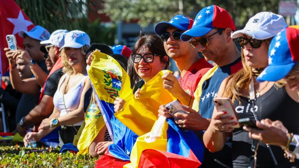 Global Celebrations Erupt Across Major Cities Following US Capture of Nicolás Maduro in Venezuela 1 Celebrations erupt worldwide after the U.S. captures Venezuelan President Nicolas Maduro