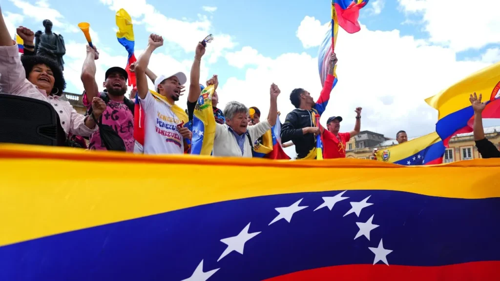 Global Celebrations Erupt Across Major Cities Following US Capture of Nicolás Maduro in Venezuela 2 Celebrations erupt worldwide after the U.S. captures Venezuelan President Nicolas Maduro.2