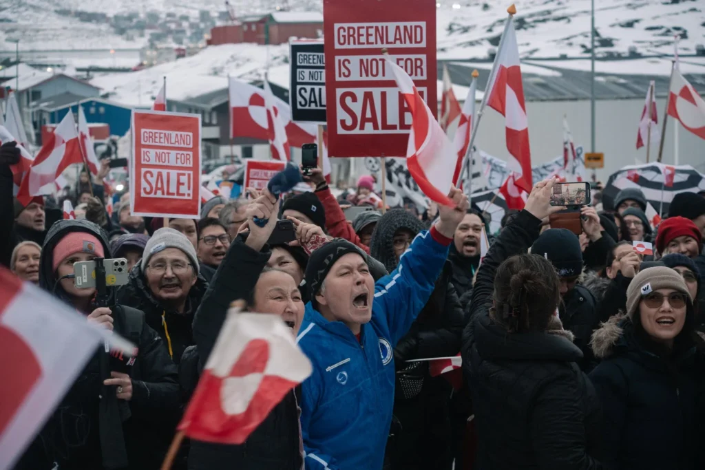 European Leaders Reject Trumps Greenland Tariffs as Dangerous