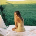Hilary Duff Returns With New Single Roommates