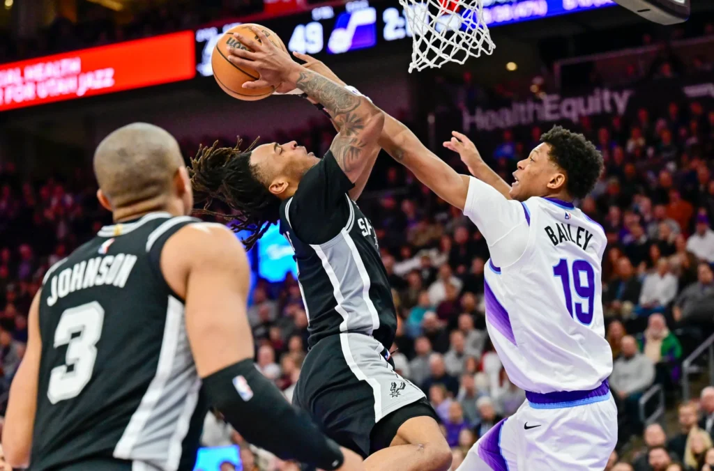 Brandon Miller and Surging Hornets Hold Off Spurs for Sixth Straight Win 3 Brandon Miller and Surging Hornets Hold Off Spurs for Sixth Straight Win
