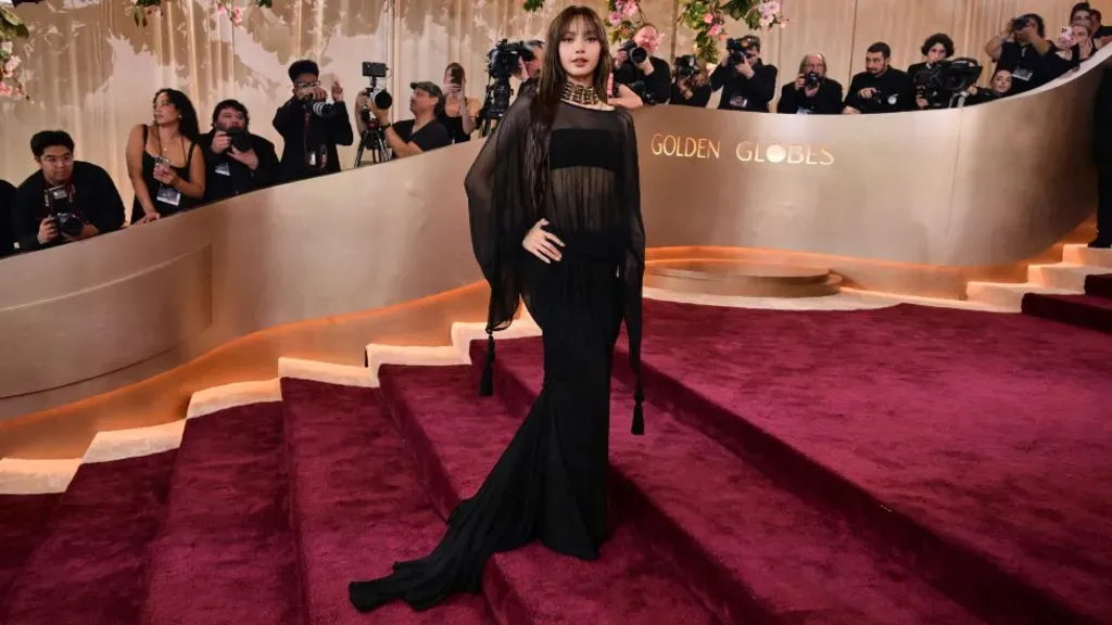 Golden Globes 2026: The Best Dressed Stars on the Red Carpet 5 Golden Globes 2026: The Best Dressed Stars on the Red Carpet