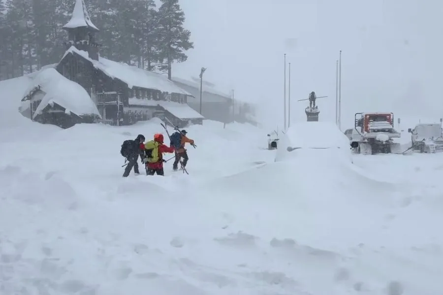 Eight Dead in California Avalanche Near Lake Tahoe 1 Eight Dead in California Avalanche Near Lake Tahoe