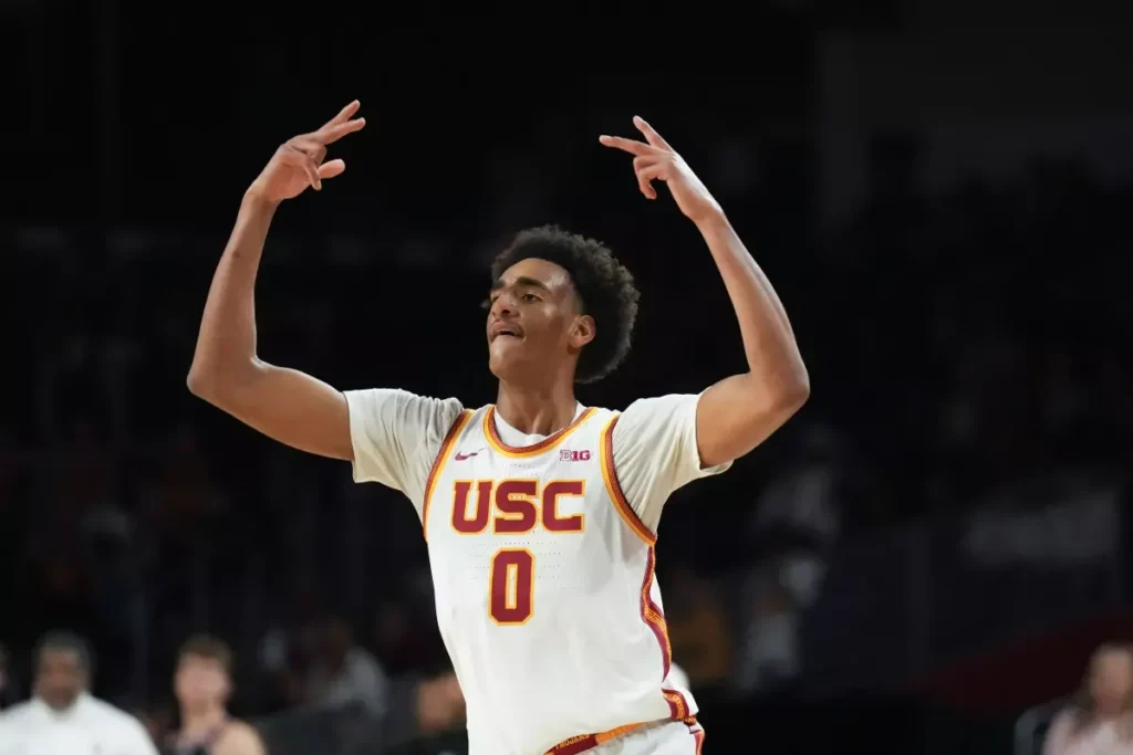 Alijah Arenas Hits Career-High 29 as USC Outlasts Indiana