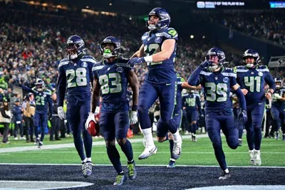 Super Bowl LX: Nice Guy Sam Darnold vs. Underdog Drake Maye 1 Super Bowl LX: Nice Guy Sam Darnold vs. Underdog Drake Maye
