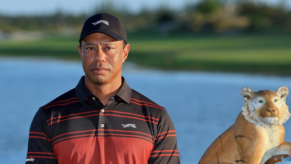 Tiger Woods Involved in Rollover Car Crash in Florida 4 Tiger Woods Involved in Rollover Car Crash in Florida
