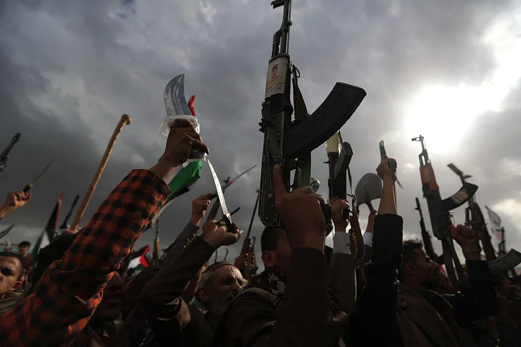Houthis Join War as Iran Retaliates Over Nuclear Site Attacks 18 Houthis Join War as Iran Retaliates Over Nuclear Site Attacks