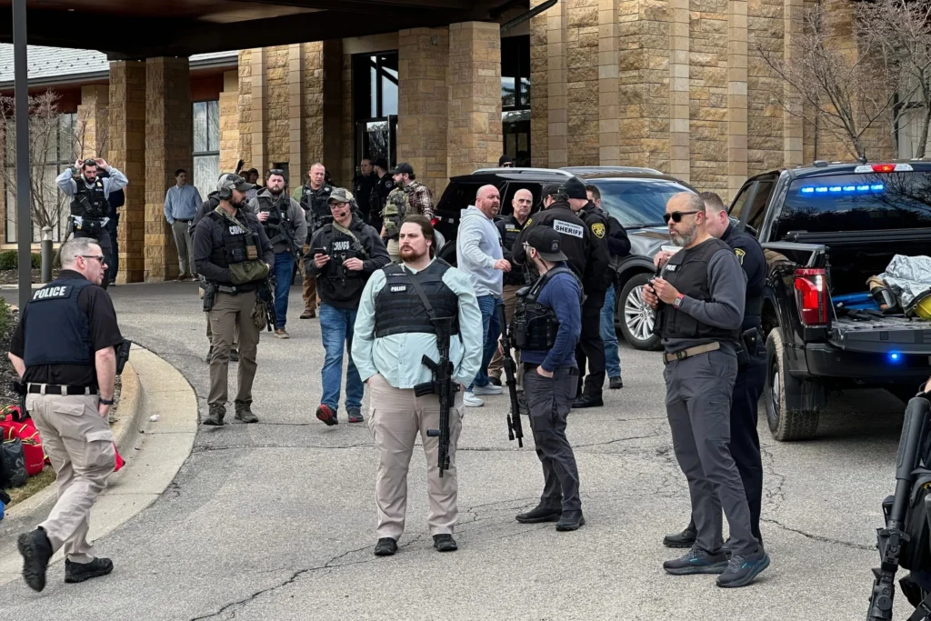 FBI Investigates Deadly Attack at Temple Israel in Michigan 2 FBI Investigates Deadly Attack at Temple Israel in Michigan