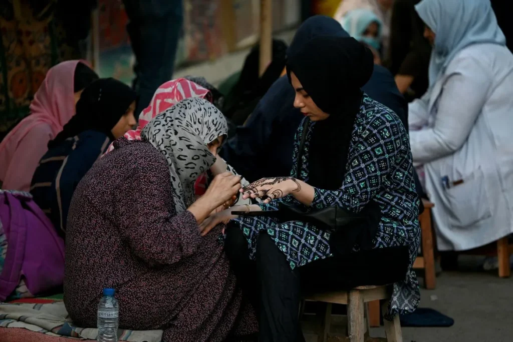 Eid al-Fitr 2026: Global Celebrations Under the Shadow of War 4 Eid al-Fitr 2026: Global Celebrations Under the Shadow of War