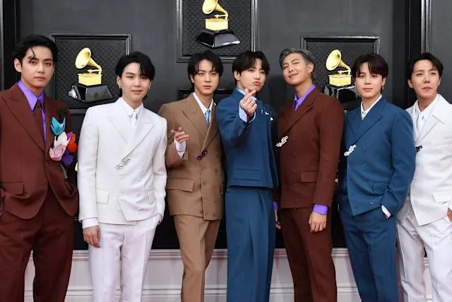BTS Unveils 'ARIRANG' Tracklist Featuring Kevin Parker and Diplo 1 BTS Unveils 'ARIRANG' Tracklist Featuring Kevin Parker and Diplo