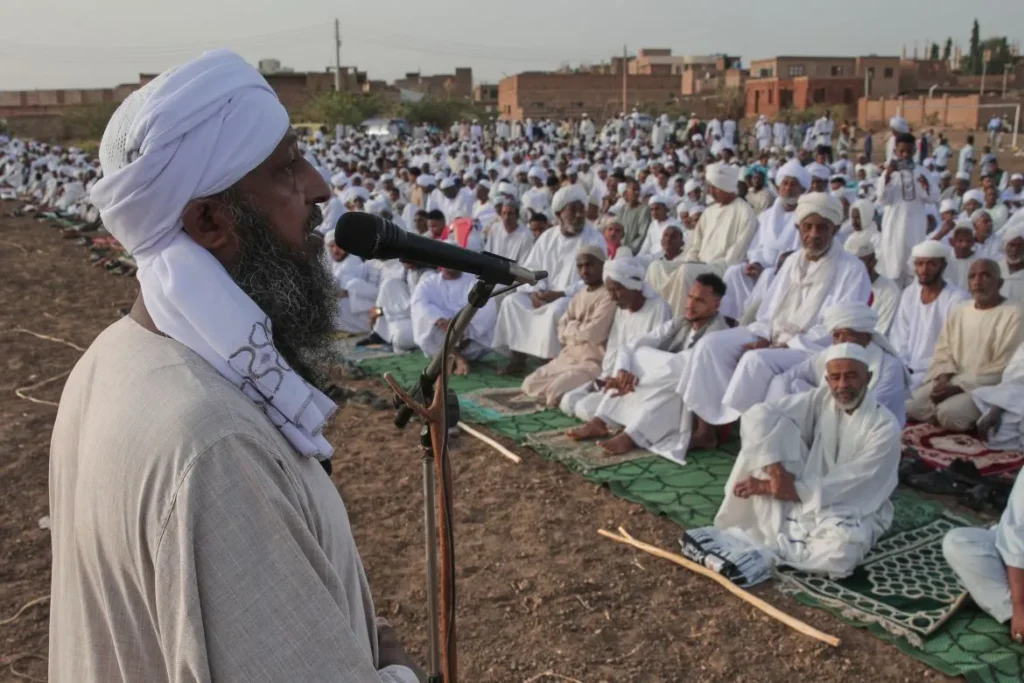 Eid al-Fitr 2026: Global Celebrations Under the Shadow of War 1 Muslims celebrate Eid al Fitr around the world amid shadow of war1