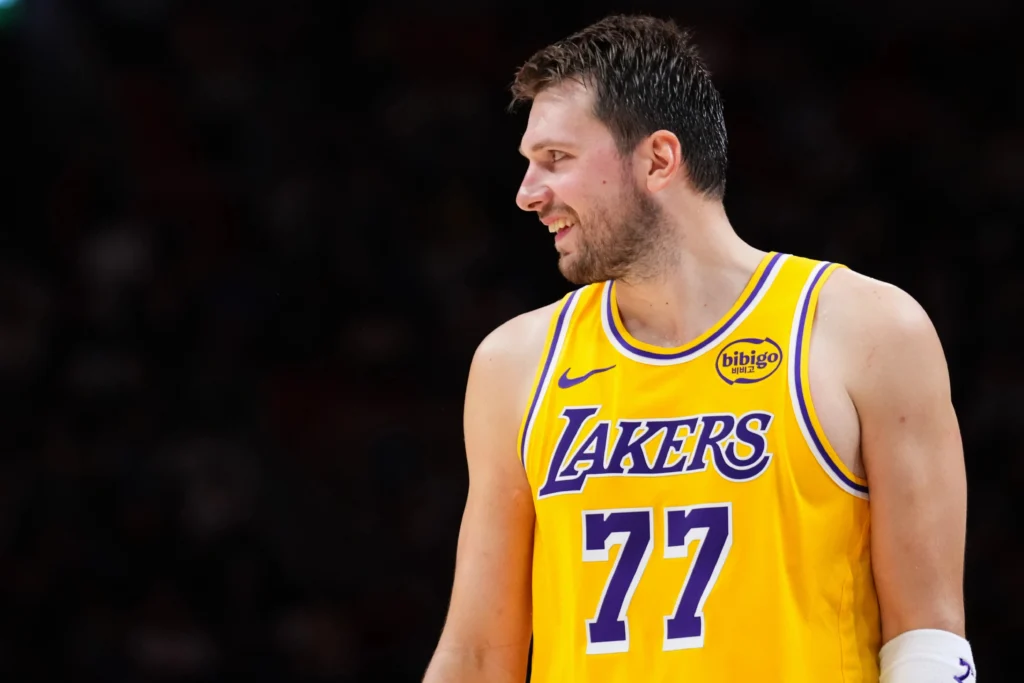 Pistons Snap Lakers' Win Streak Despite 32 From Doncic