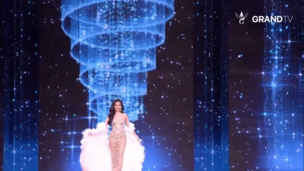 Miss Grand Thailand Star’s Fake Teeth Fall Out in Viral Video 8 Miss Grand Thailand Star’s Fake Teeth Fall Out in Viral Video