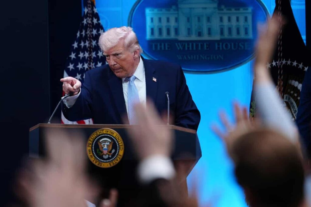 Trump Warns of "Civilization" End as Iran Deadline Nears 8 Trump Warns of "Civilization" End as Iran Deadline Nears