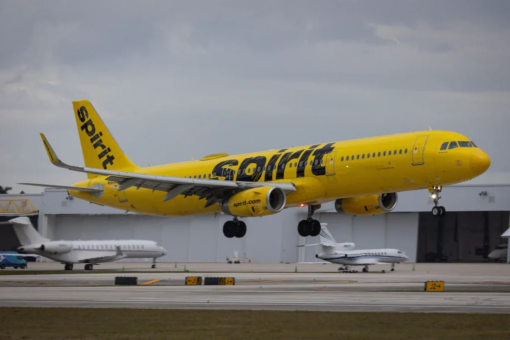 Trump Idea to Buy Spirit Airlines Sparks GOP Backlash