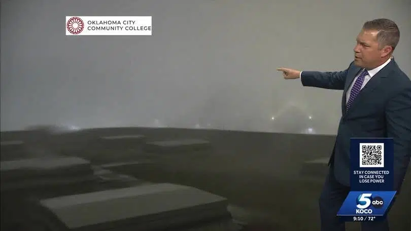OKC Metro Hit by Intense Winds and Power Flashes 2 OKC Metro Hit by Intense Winds and Power Flashes