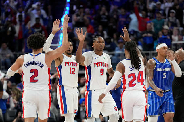 Pistons Overcome 3-1 Deficit to Advance After Game 7 Rout of Magic 5 Pistons Overcome 3-1 Deficit to Advance After Game 7 Rout of Magic