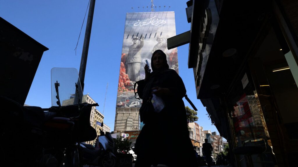 Trump Warns Iran Clock Is Ticking on Harder Strikes