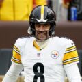 Aaron Rodgers Re-Signs With Steelers 5 Aaron Rodgers Re-Signs With Steelers