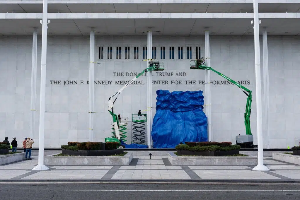 Judge Orders Removal of Trump’s Name from Kennedy Center