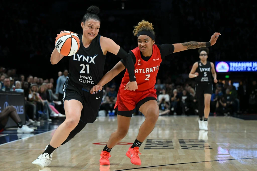 Dream Erase 19-Point Deficit to Stun Lynx in WNBA Opener 5 Dream Erase 19-Point Deficit to Stun Lynx in WNBA Opener