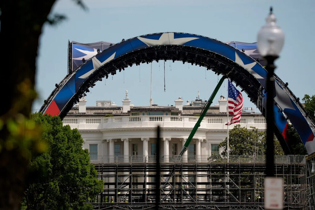 Trump Hints at Keeping South Lawn UFC Arena Permanently 8 Trump Hints at Keeping South Lawn UFC Arena Permanently