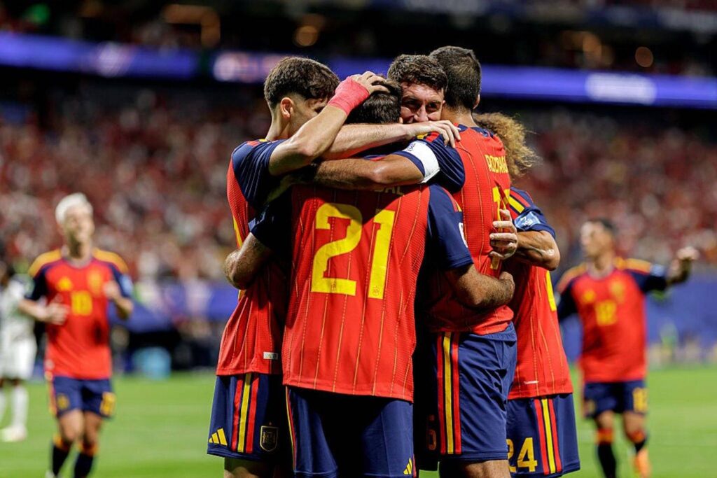 Spain Dominates Saudi Arabia in 4-0 World Cup Victory 6 Spain Dominates Saudi Arabia in 4-0 World Cup Victory