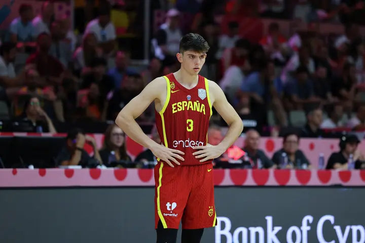 Mavericks Acquire Sergio De Larrea in Draft-Night Trade 1 Mavericks Acquire Sergio De Larrea in Draft-Night Trade