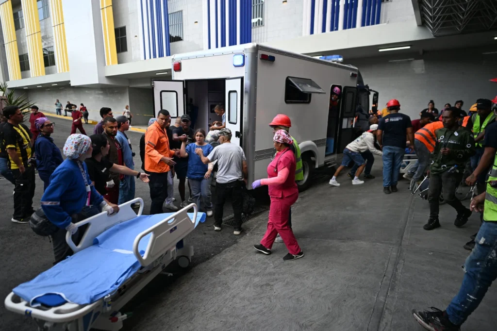 920 Dead as Rescue Efforts Intensify in Venezuela
