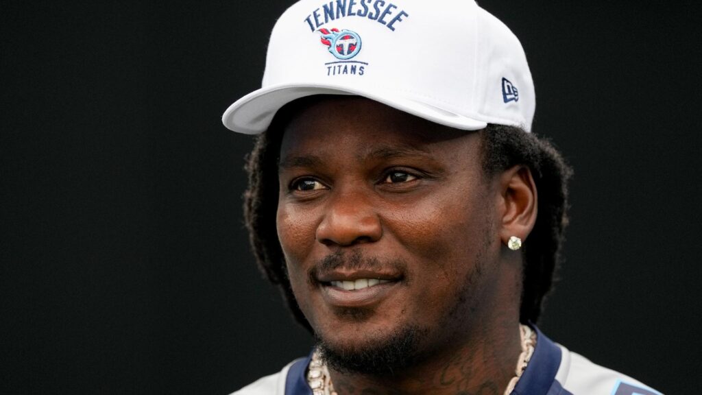 NFL Star Chris Johnson Diagnosed With ALS 16 NFL Star Chris Johnson Diagnosed With ALS