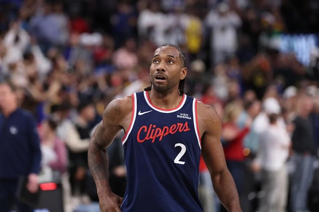 Kawhi Leonard Traded Back to Toronto Raptors